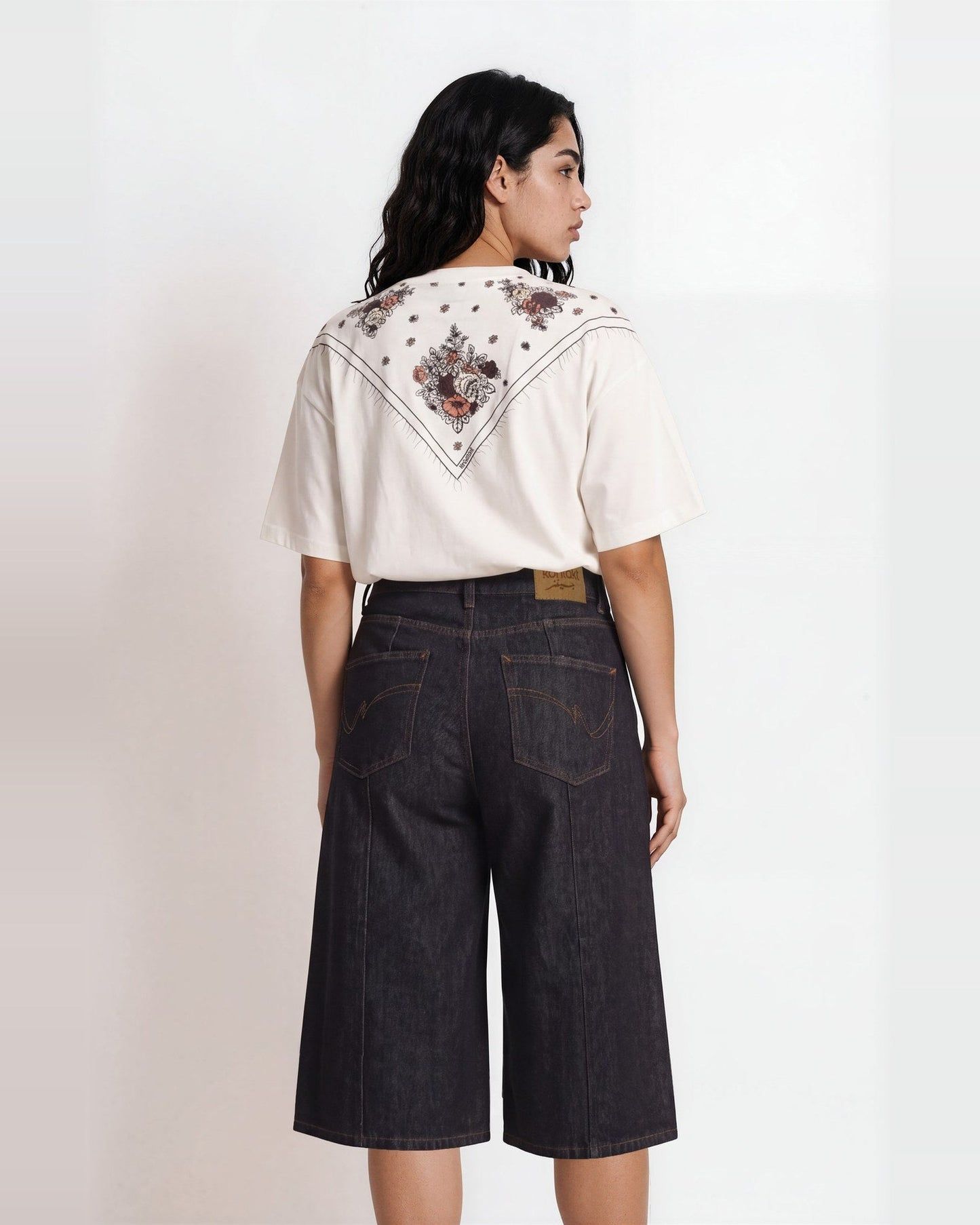 Kontakt - T-shirt oversized femme manches courtes avec fentes فولارة تونسية - Blanc 2