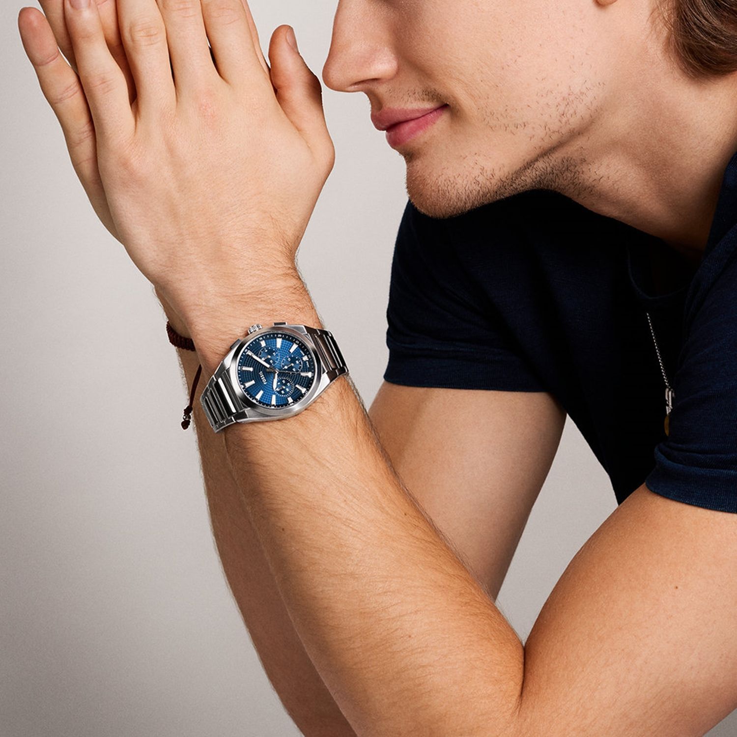 Fossil - Montre Everett Chronographe Homme Bracelet Acier Argenté Cadran Bleu FS6104 2