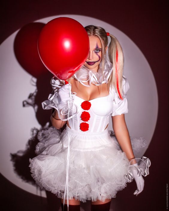 Essentiels Maquillage Halloween X Sephora Drest 1 IT Costume Halloween