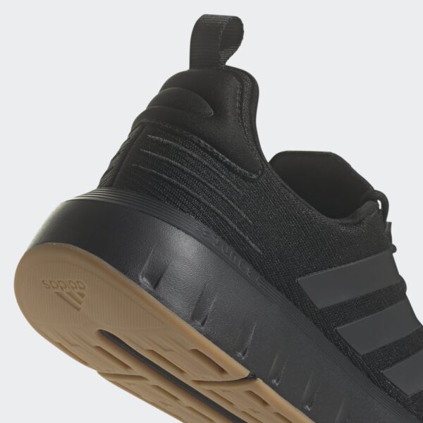 IG4704 8 FOOTWEAR Photography Detail View 1 grey