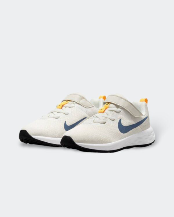 chaussures nike revolution 6n n psv 2