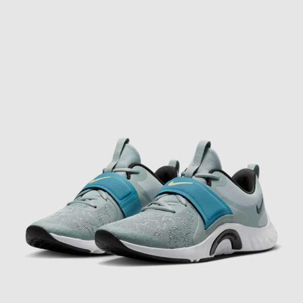 Nike Femme W RENOUVELER EN SAISON TR 12 Vert Drest