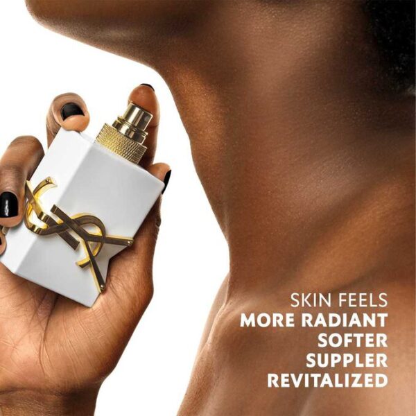 WW 51352YSL libre nue alt10