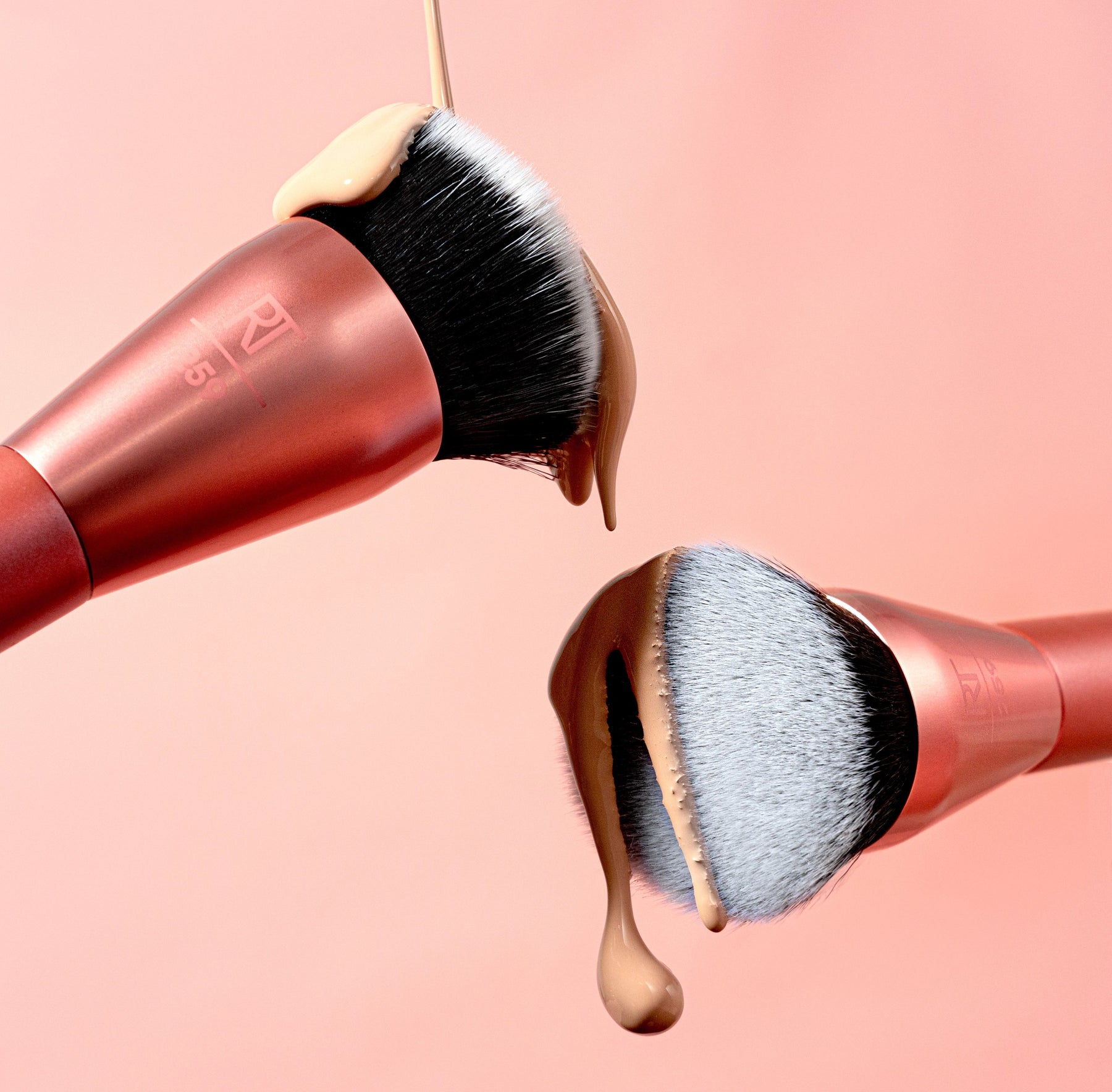 Real Techniques - Base Brush 126 7