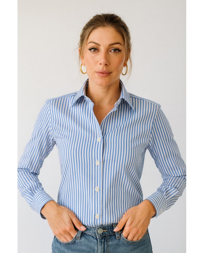 Angelo Ricci – Chemise Femme Angelo Ricci Regular Fit en Popeline à Rayures Larges – Bleu et Blanc