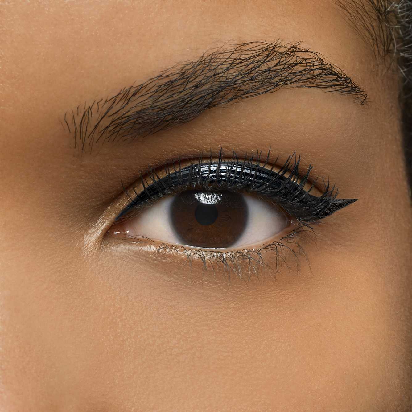 Yves Saint Laurent - Couture Liner Ultra Long Tenue N°01 2
