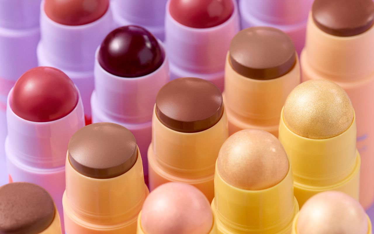 Pupa - Shine Stick Elluminate N°02 5