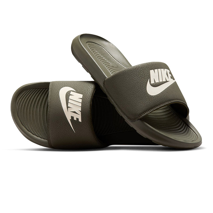 Nike - Claquettes Homme NIKE VICTORI ONE SLIDE - Khaki Blanc 3