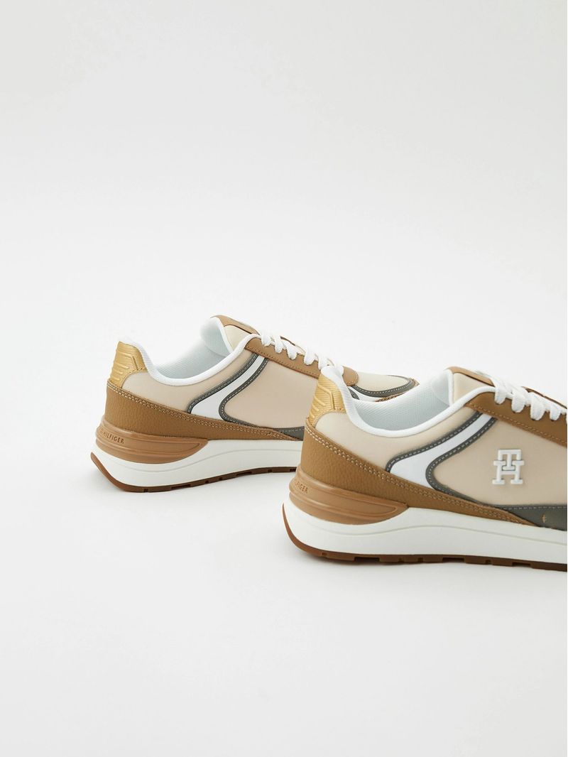 Tommy Hilfiger - CHAUSSURES DE COURSE DÉCONTRACTÉES EN LUMIÈRE - Marron Blanc 3
