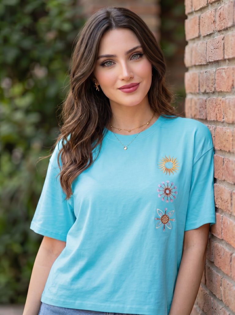 White Pigeon - T-SHIRT FEMME 100 % COTON - Bleu Ciel
