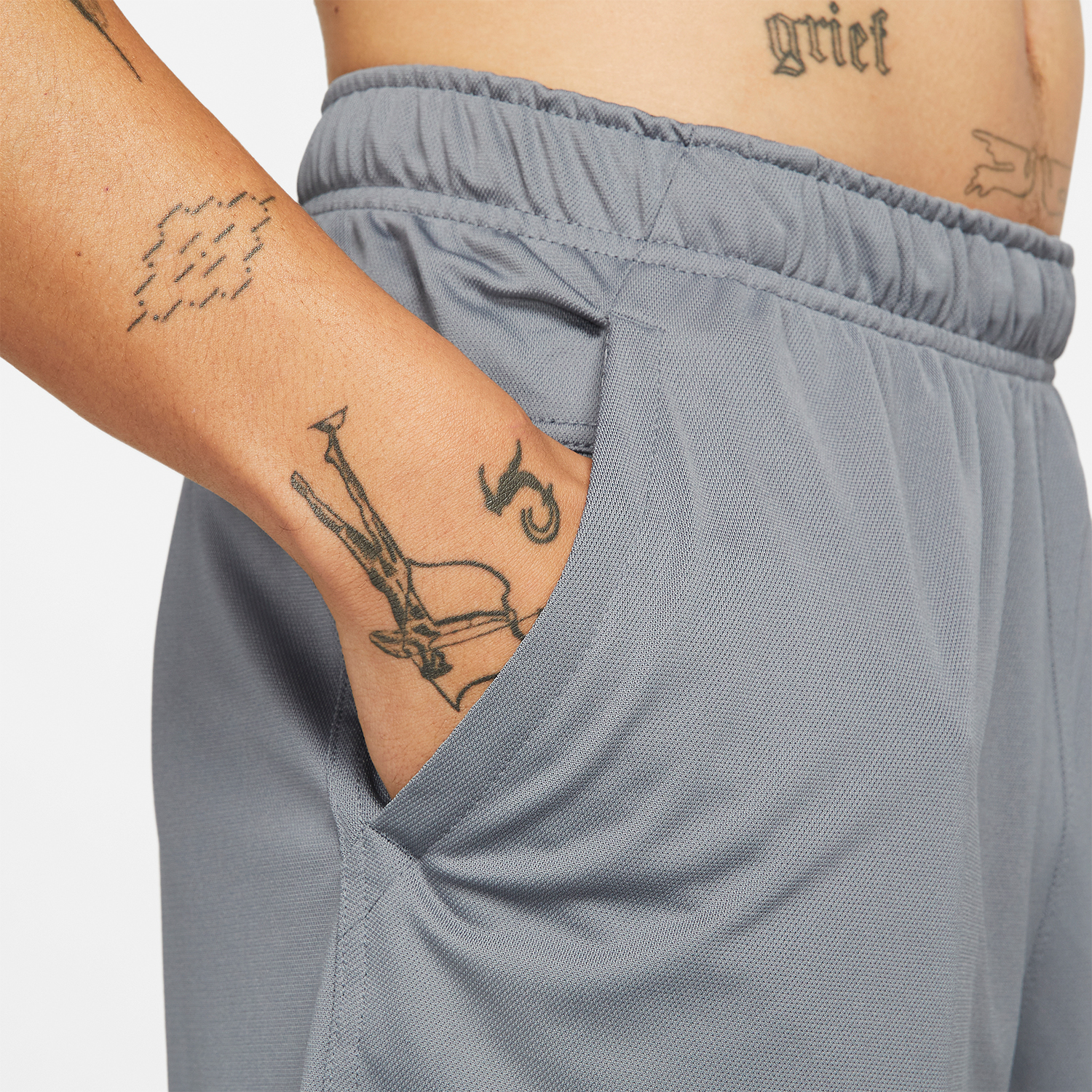 Nike - Short Dri-FIT Totality 9 pouces - Gris fumé/Noir 6