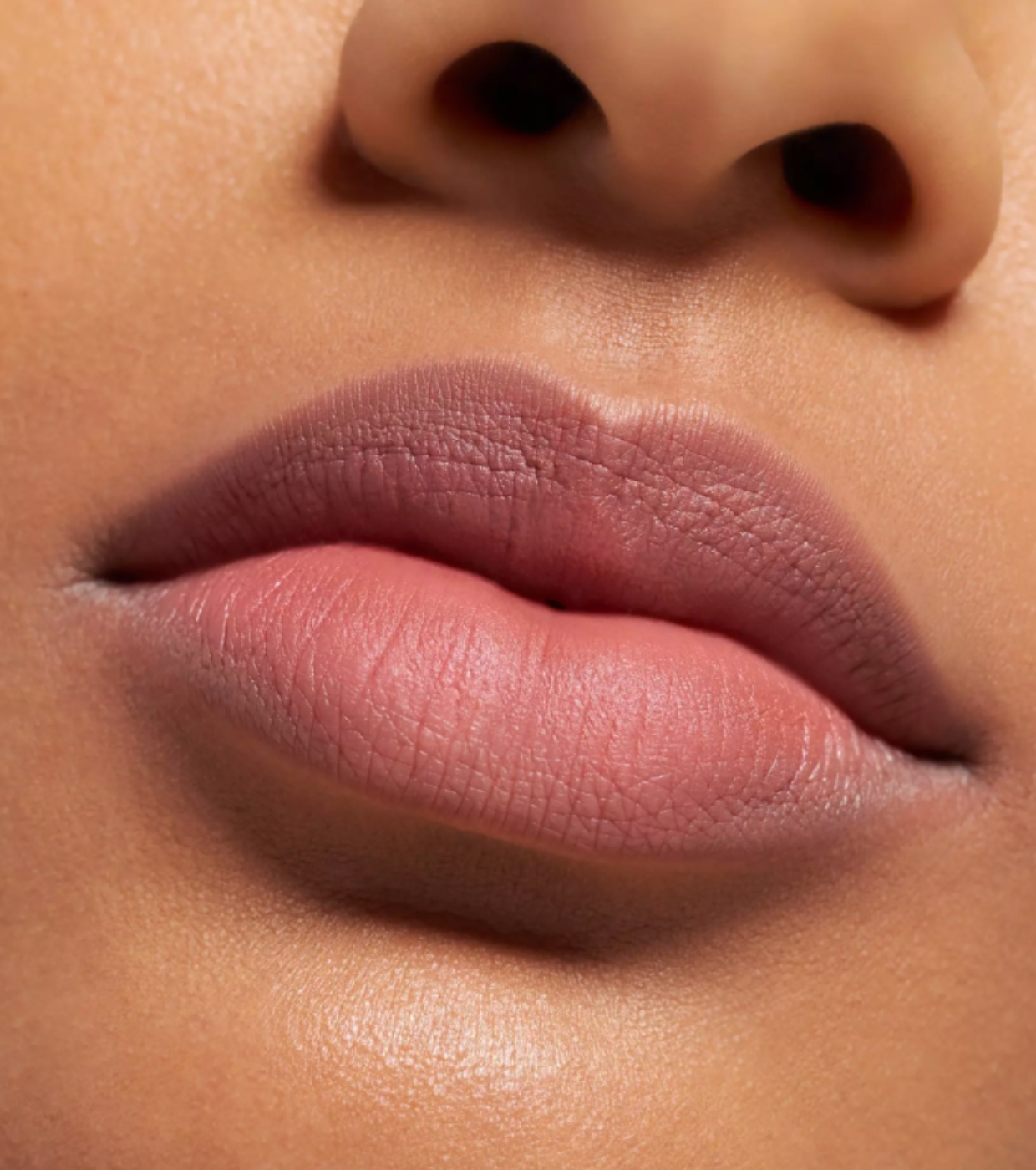 Essence - Lip Cream-Blur Souffle Matte-02 3