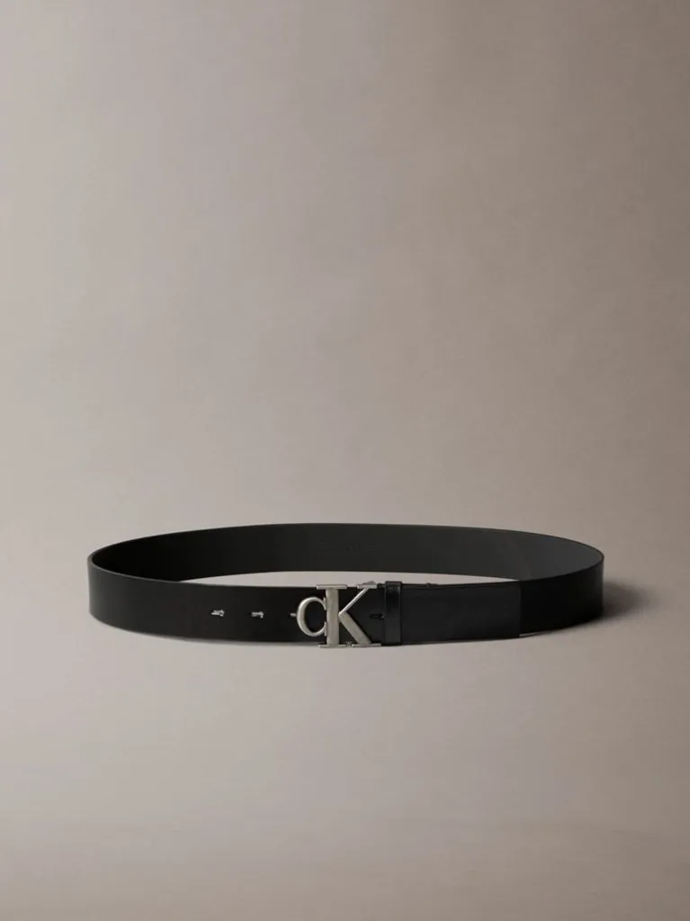 Calvin Klein - Ceinture en cuir pleine fleur avec logo - Noir/Argent antique 2