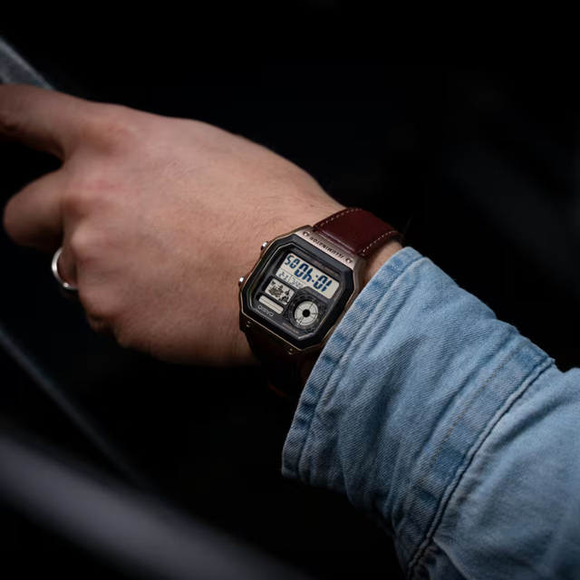 CASIO - Montre Homme AE-1200WHL-5AVDF - Marron 4