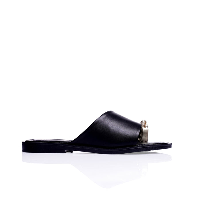 Seaside - Claquette Cuir Plate avec Nud Doré E26-1030 - Noir