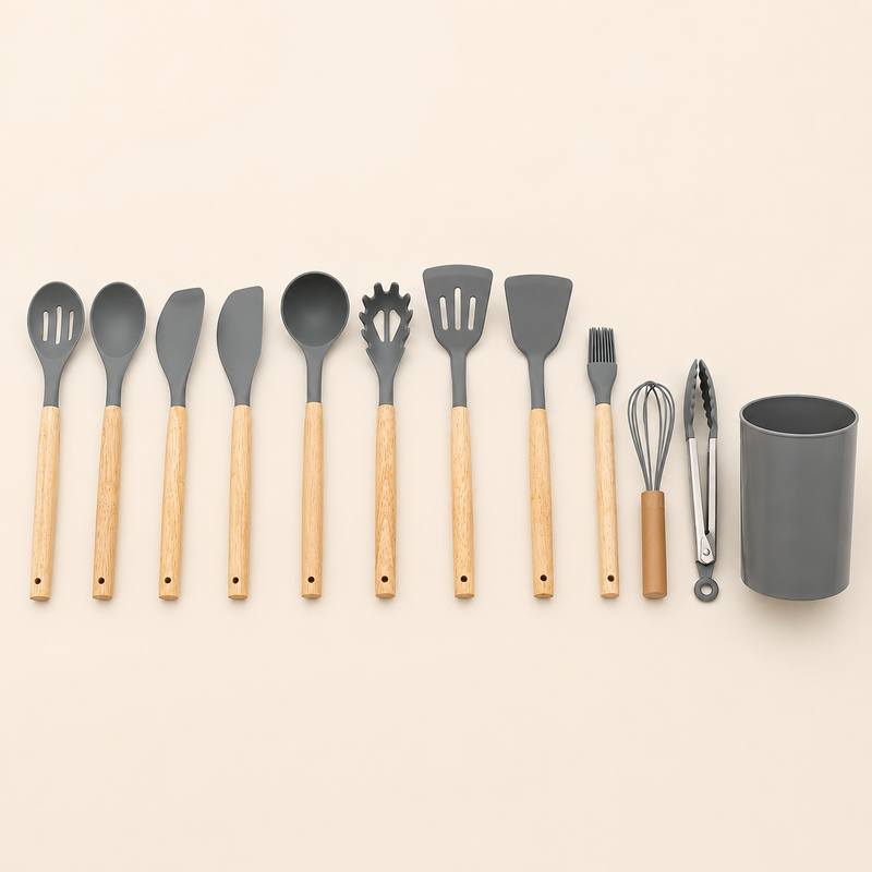 NEST - Set dUstensiles de Cuisine 12 Pièces Gris Claire avec Manches en Bois 2
