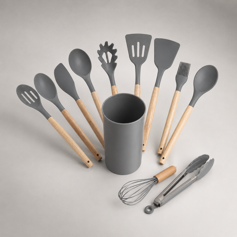 NEST - Set dUstensiles de Cuisine 12 Pièces Gris Claire avec Manches en Bois 3